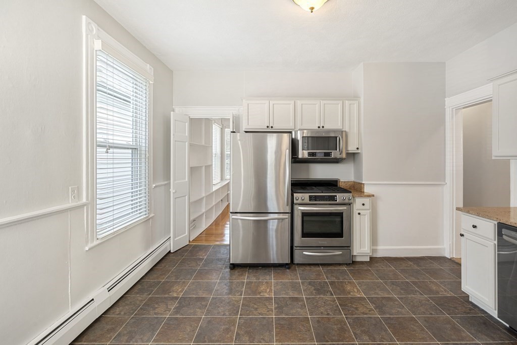195 Davis Ave # 2