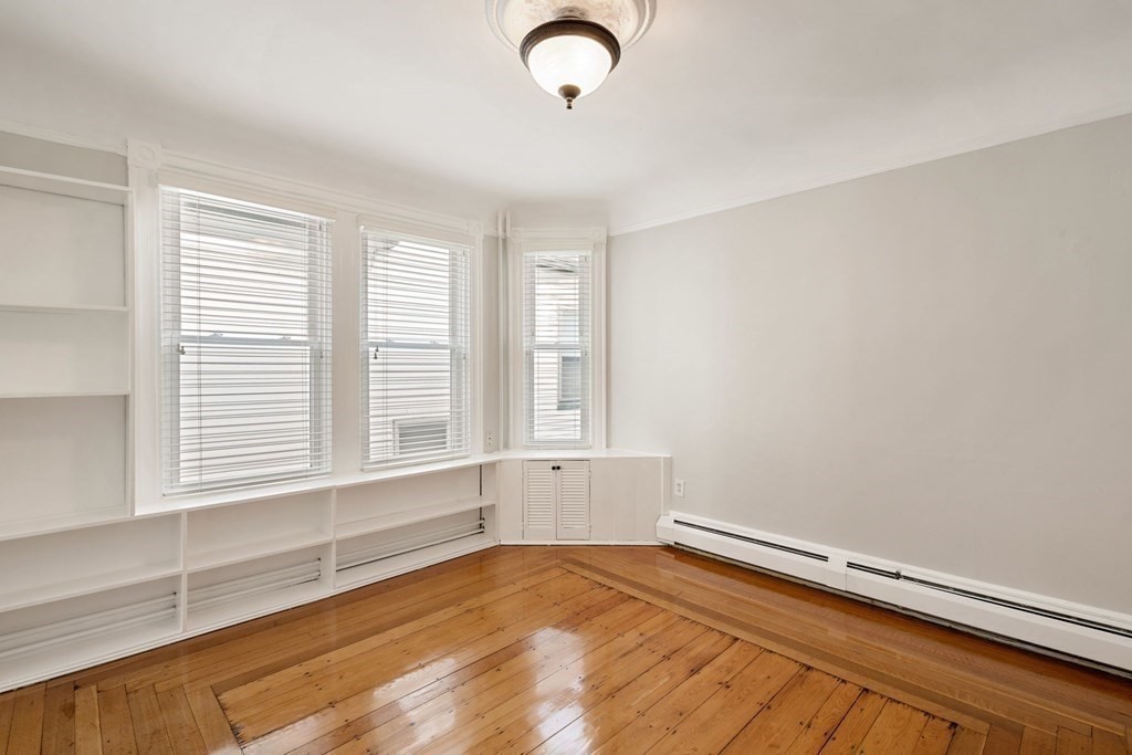 195 Davis Ave # 2