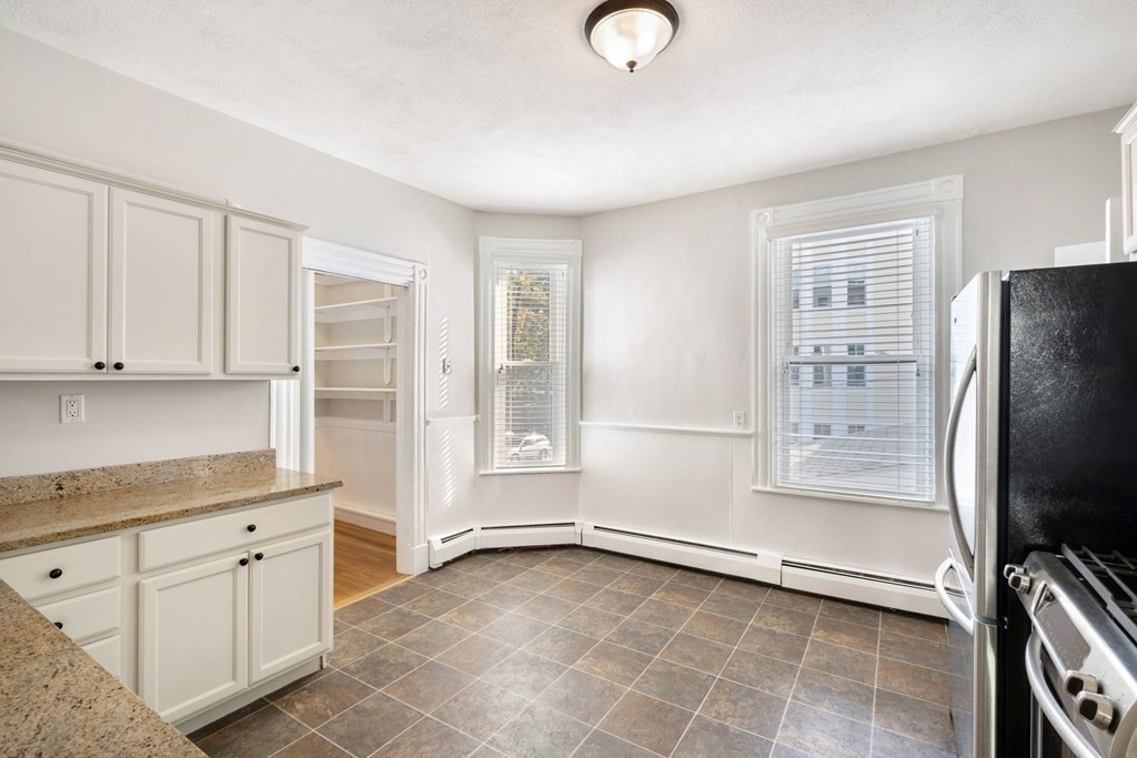 195 Davis Ave # 2