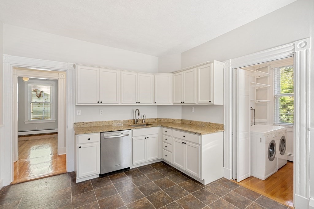 195 Davis Ave # 2