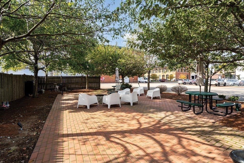 1 Westinghouse Plaza # C330