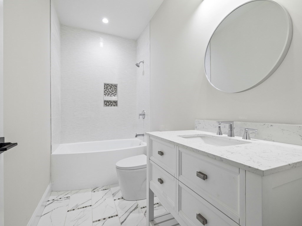 67 Walnut Street # 2