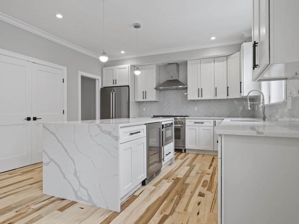 67 Walnut Street # 2