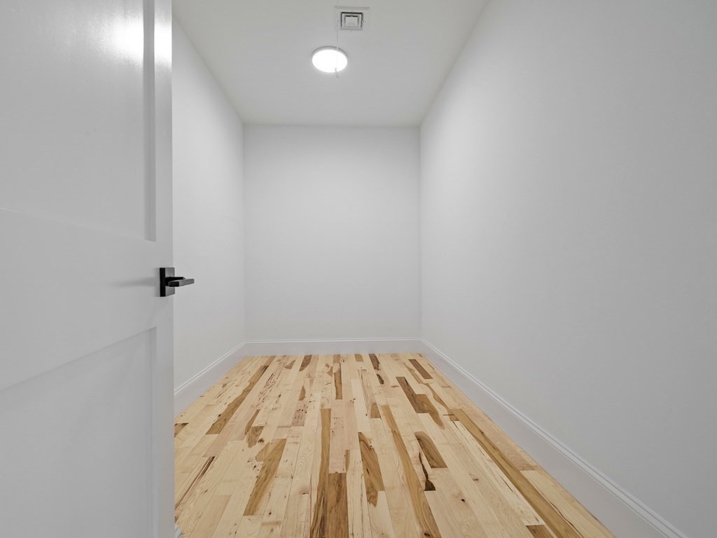 67 Walnut Street # 2