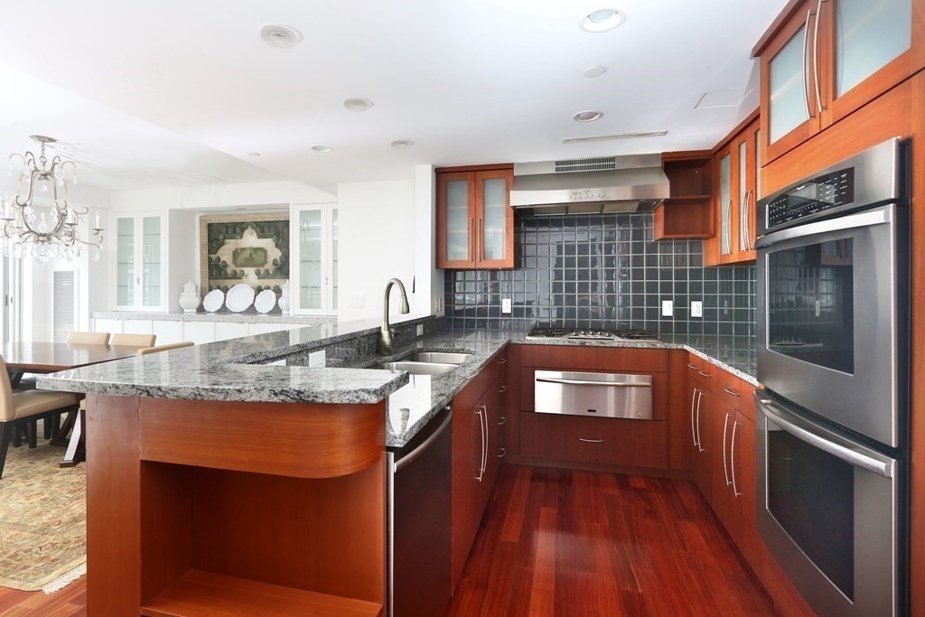 4 Battery Wharf # 4510