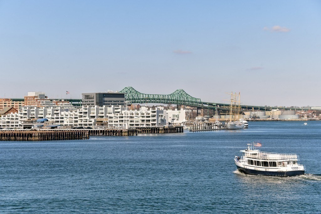 4 Battery Wharf # 4510