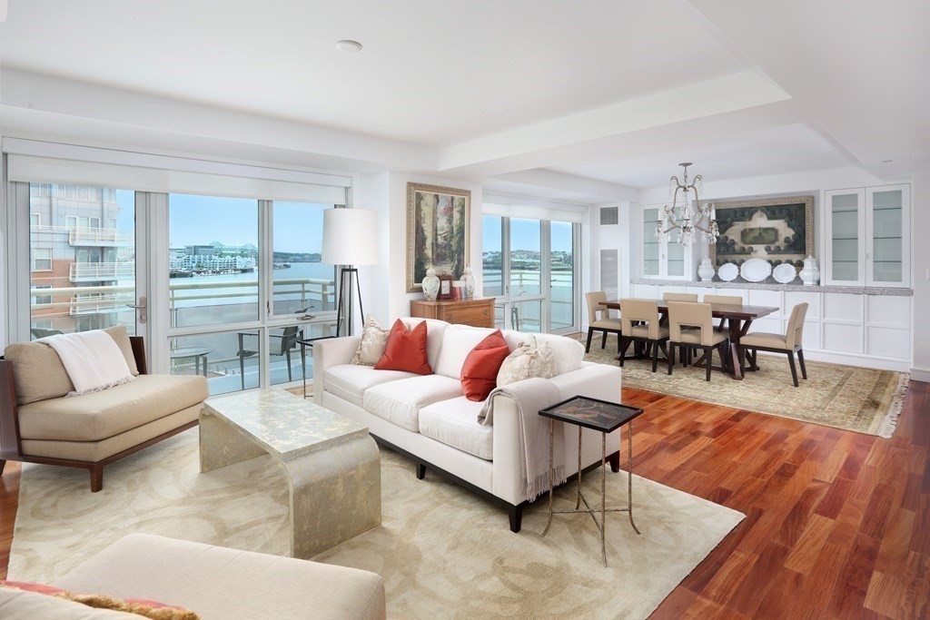 4 Battery Wharf # 4510