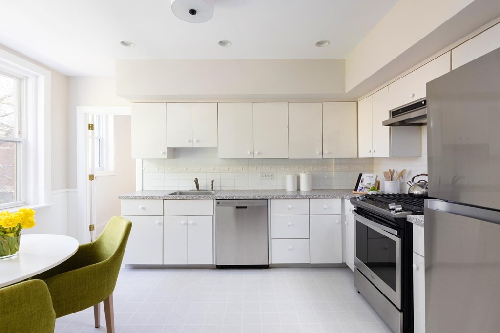 130 Longwood Ave # 2