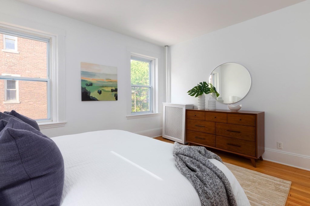 130 Longwood Ave # 2