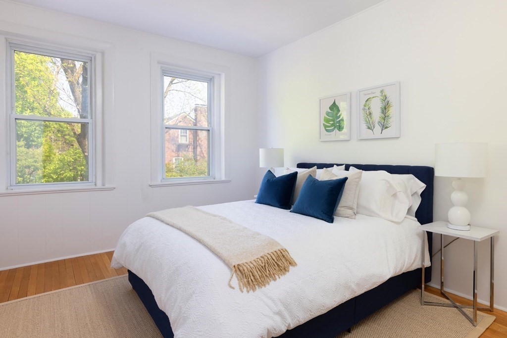 130 Longwood Ave # 2