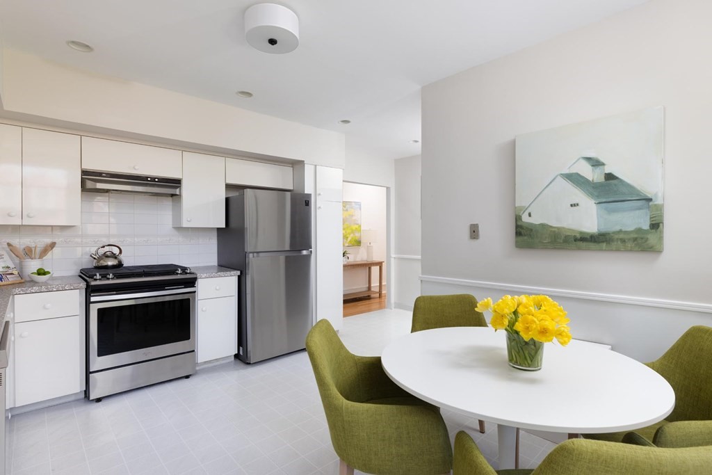 130 Longwood Ave # 2