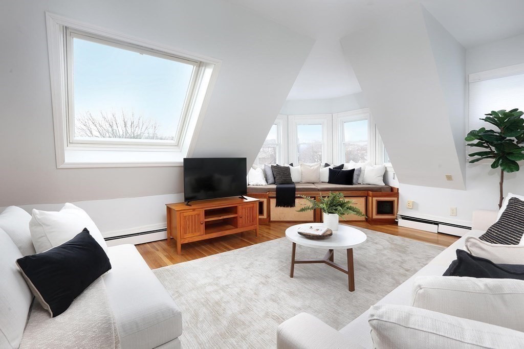 185 Davis Ave # 7