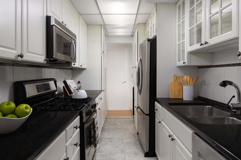 151 Tremont Street # 24E