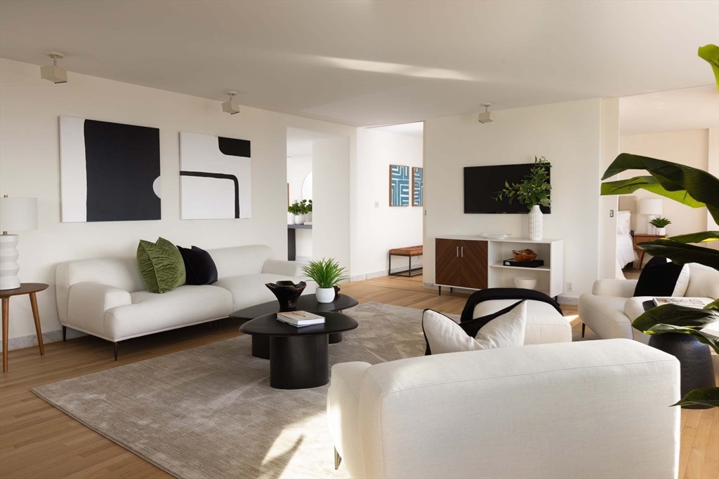 151 Tremont Street # 24E