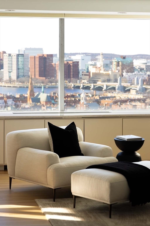 151 Tremont Street # 24E