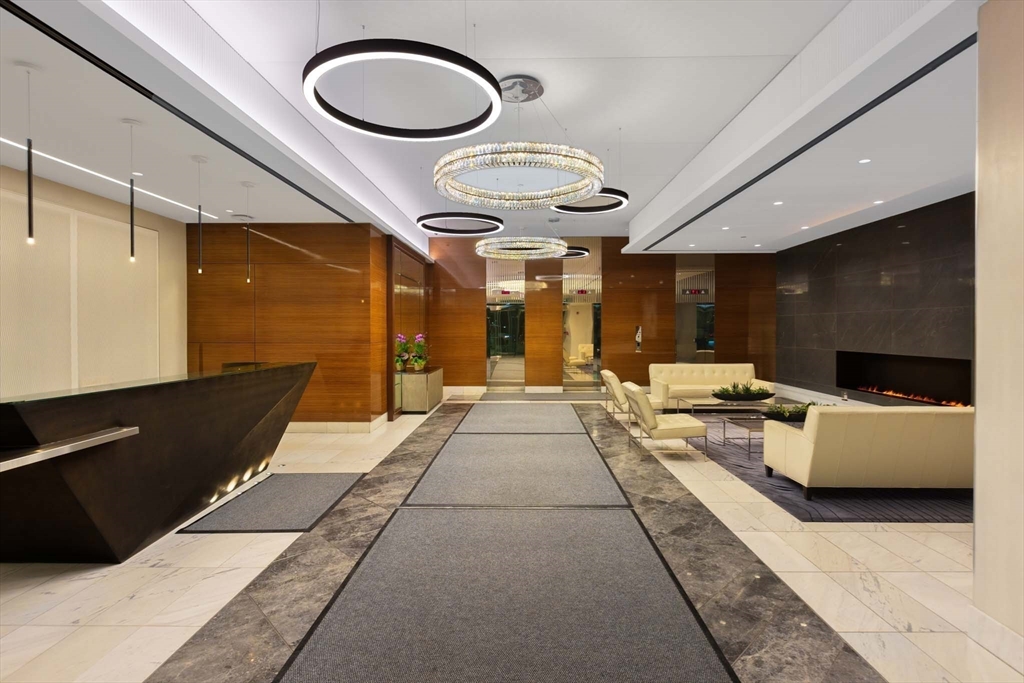 151 Tremont Street # 24E