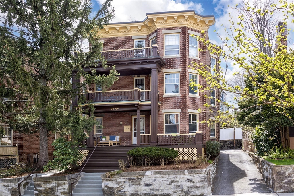 88 Walnut # 1