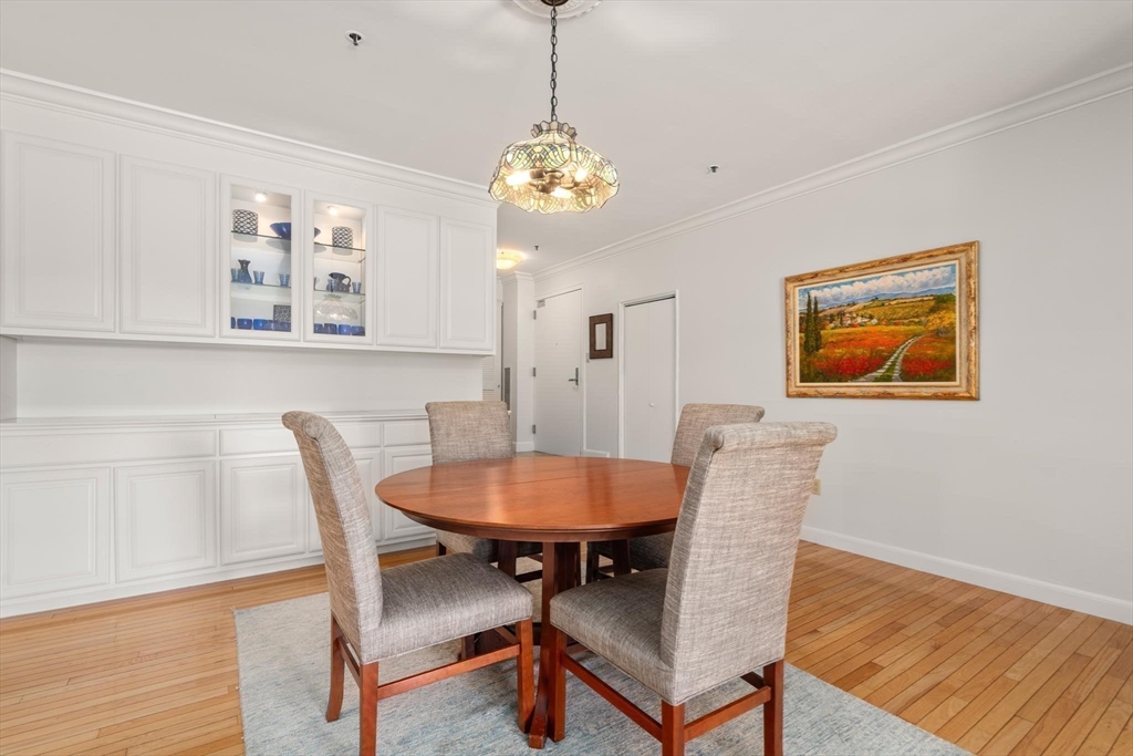 1265 Beacon # 802