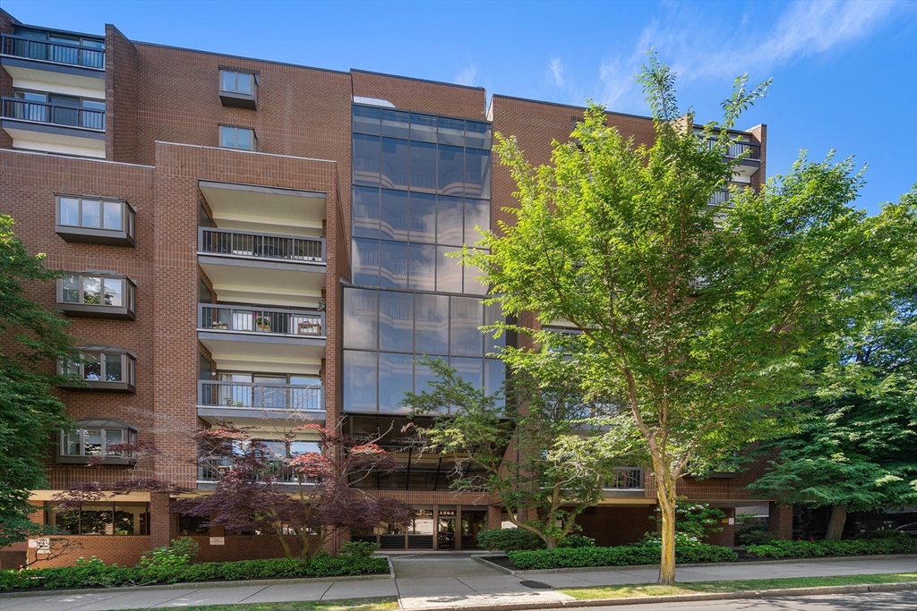 1265 Beacon # 802
