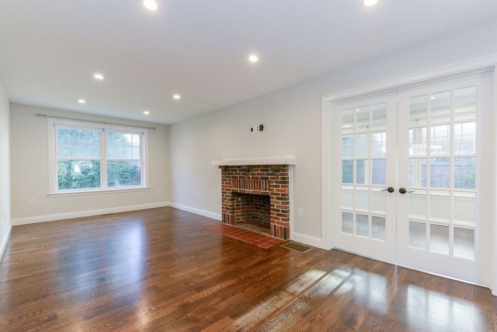 10 Hazelmere Rd