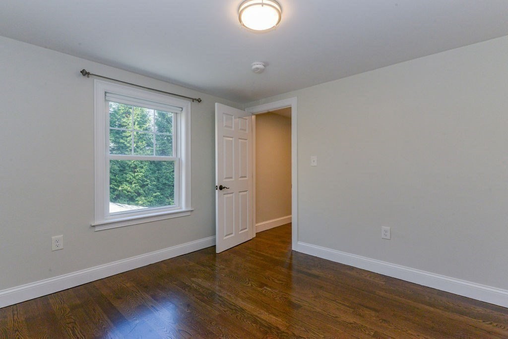 10 Hazelmere Rd