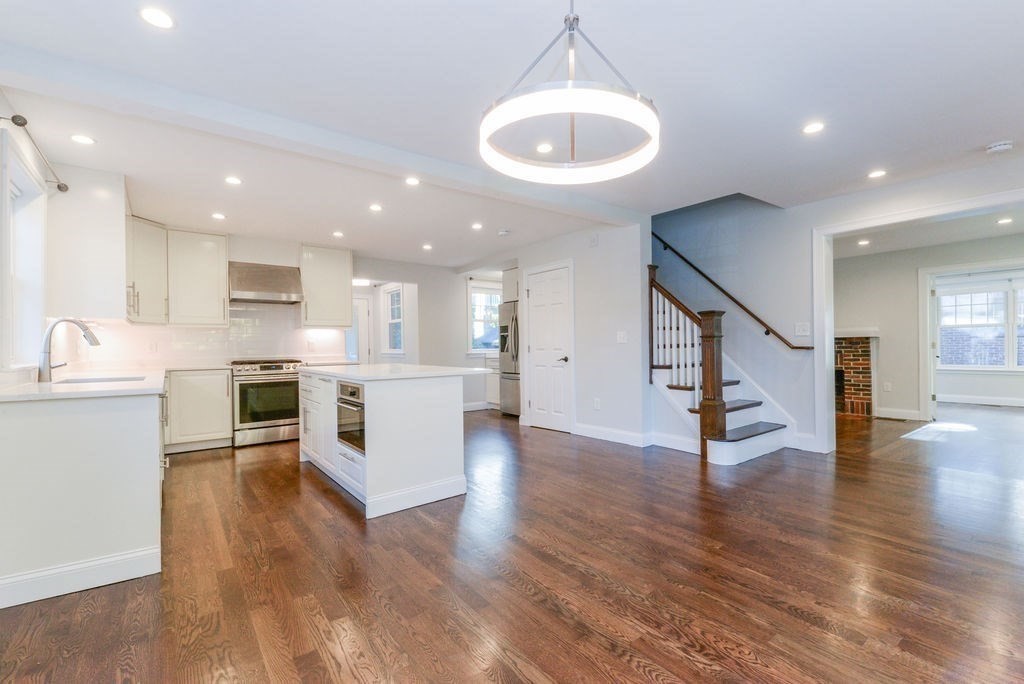10 Hazelmere Rd