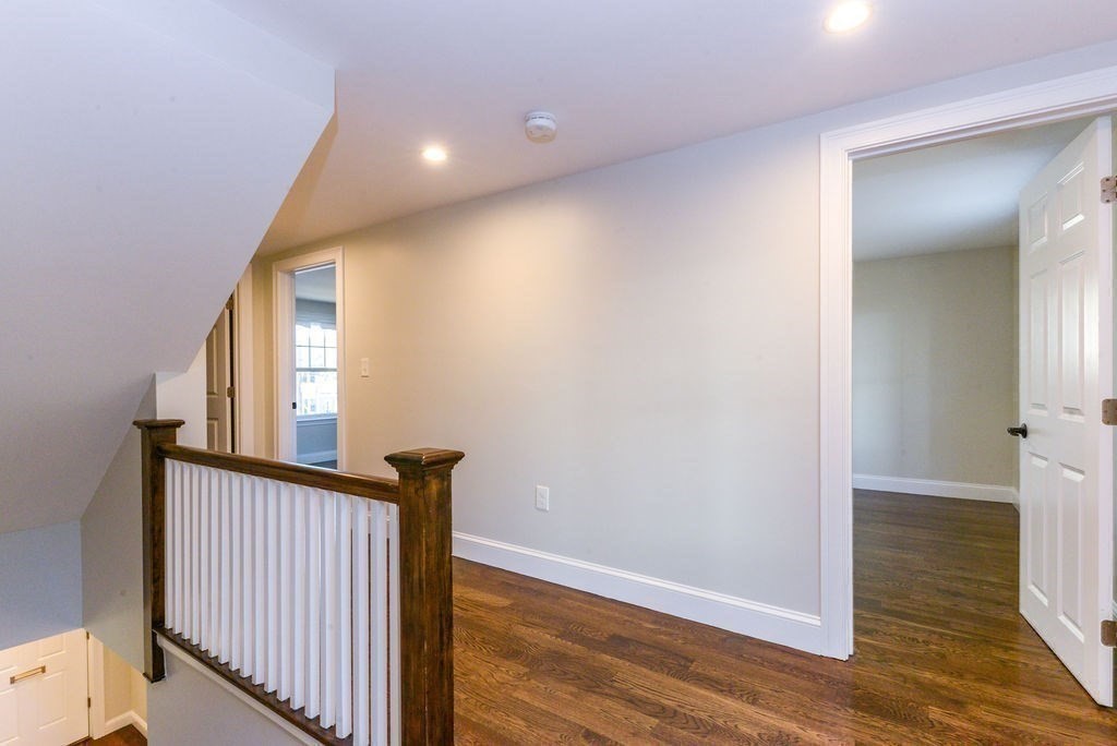 10 Hazelmere Rd