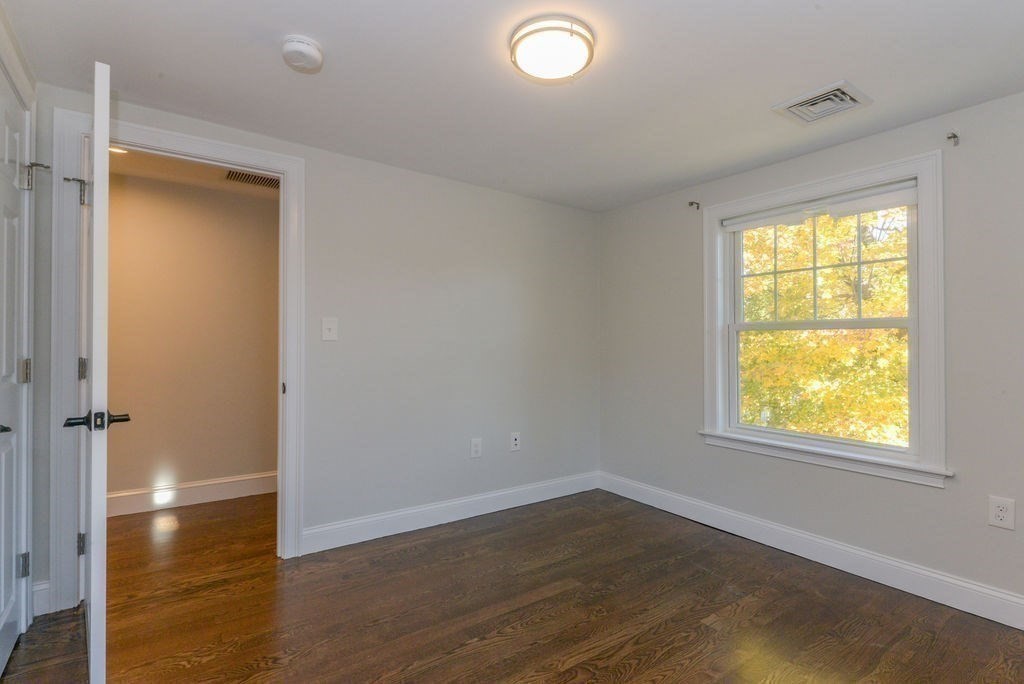 10 Hazelmere Rd