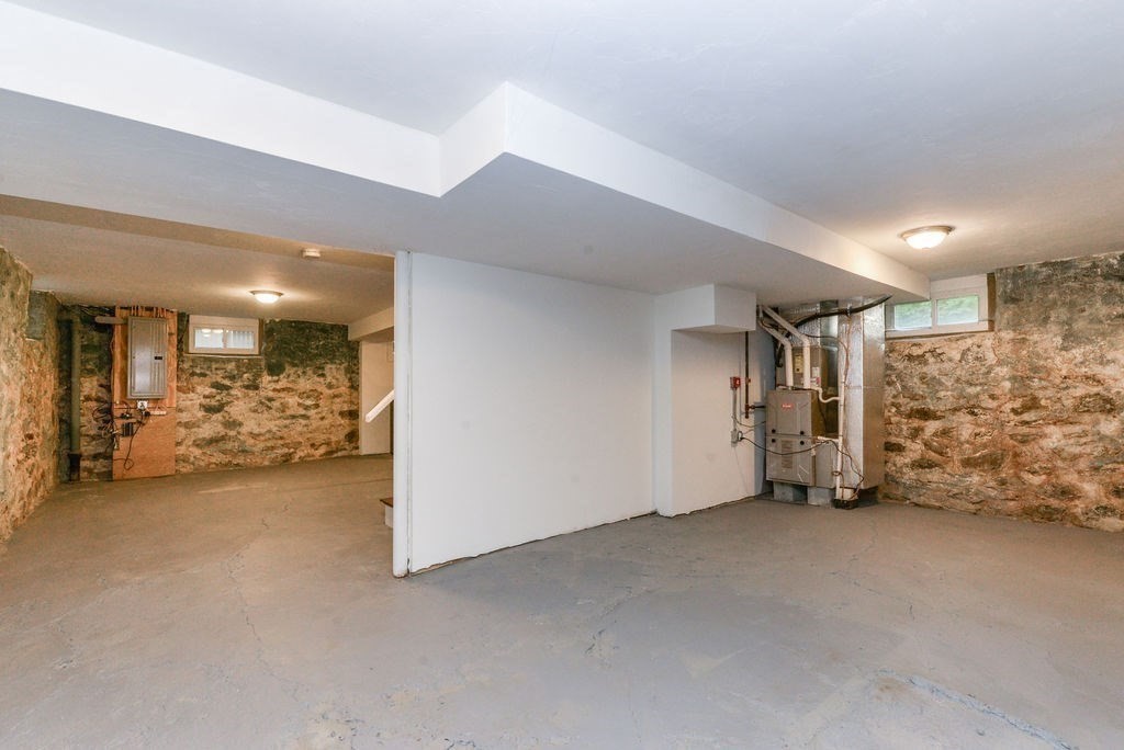 10 Hazelmere Rd