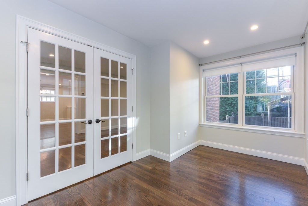 10 Hazelmere Rd