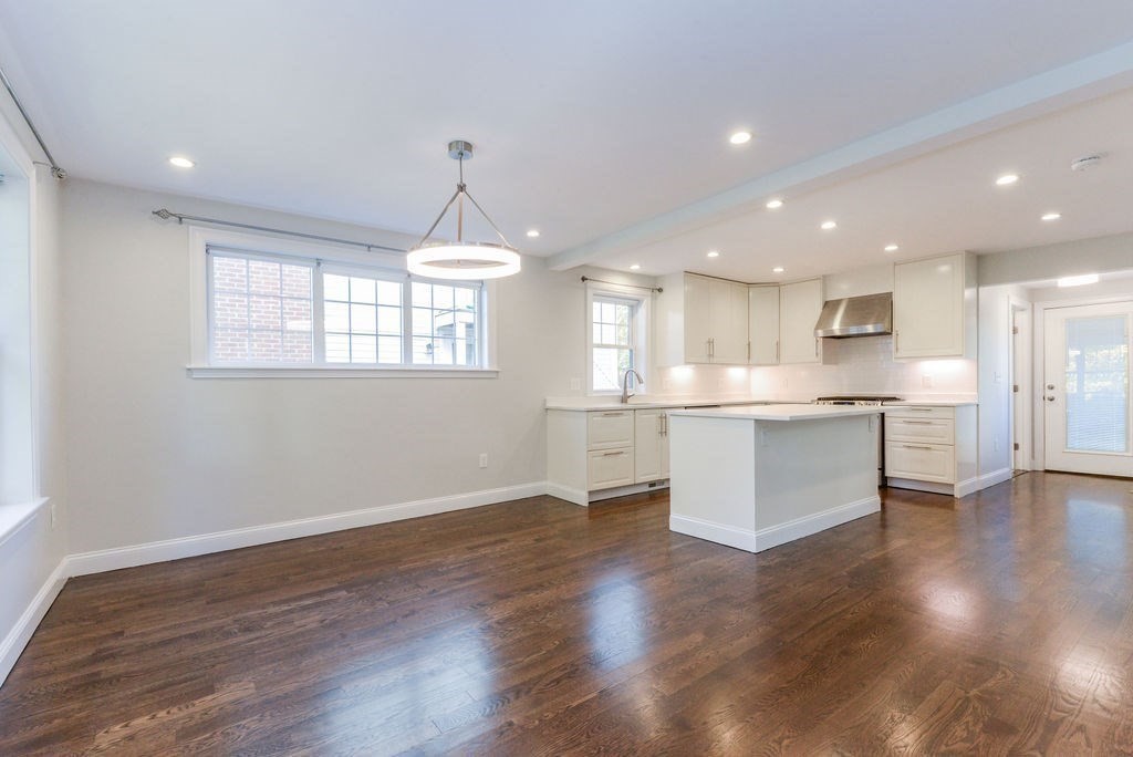 10 Hazelmere Rd