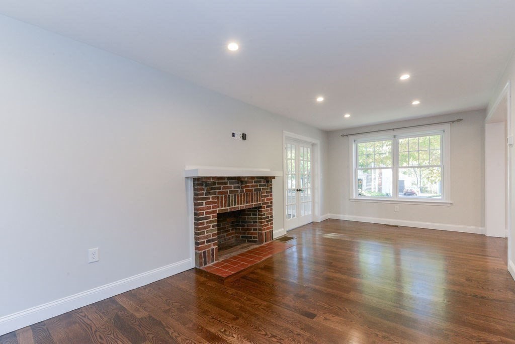 10 Hazelmere Rd