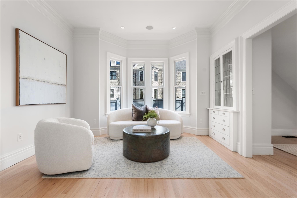 131 Sumner St
