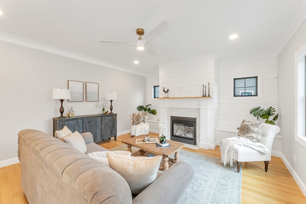 10 Starling St.