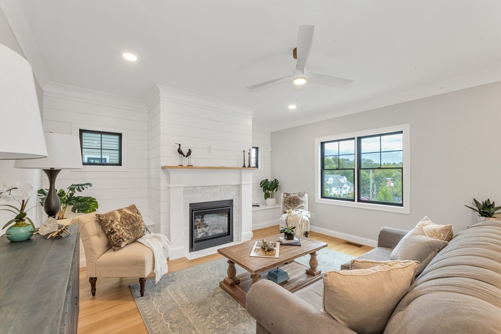 10 Starling St.