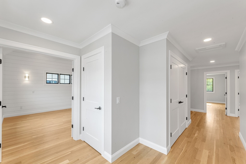10 Starling St.