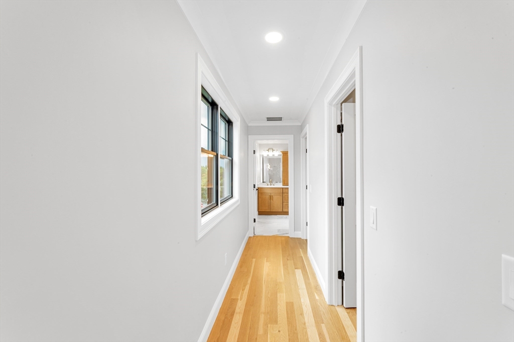 10 Starling St.