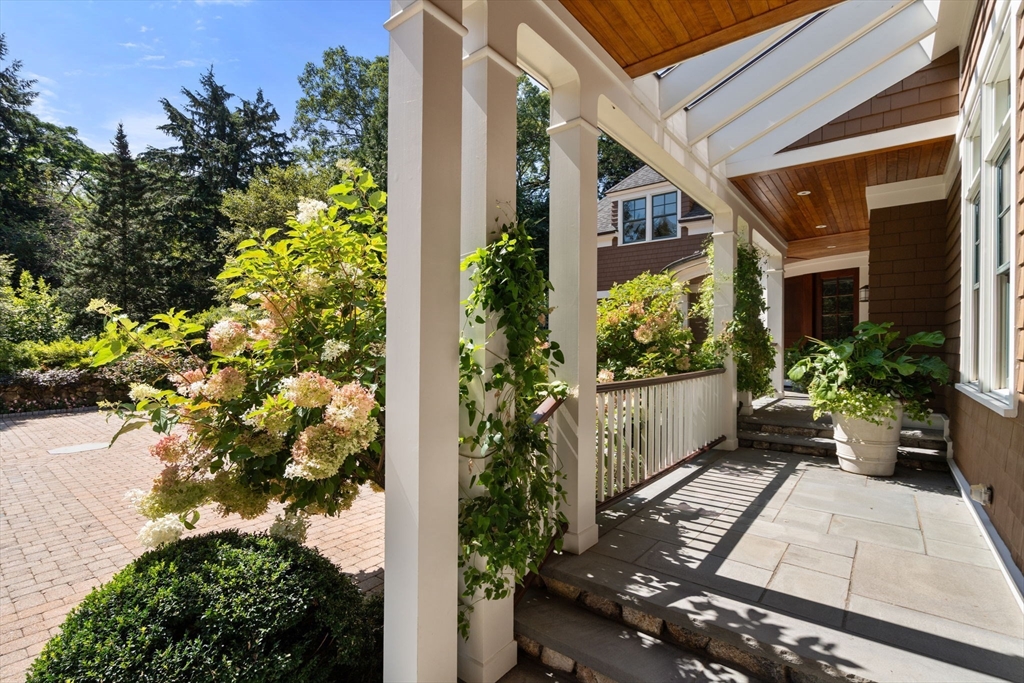 1 Chestnut Place