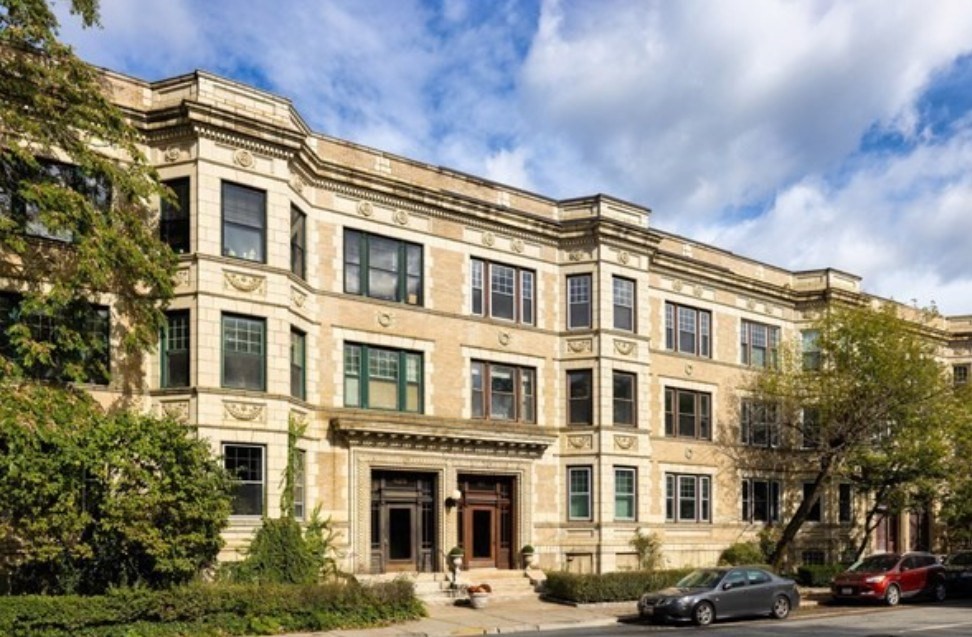 487 Boylston St. # 3C