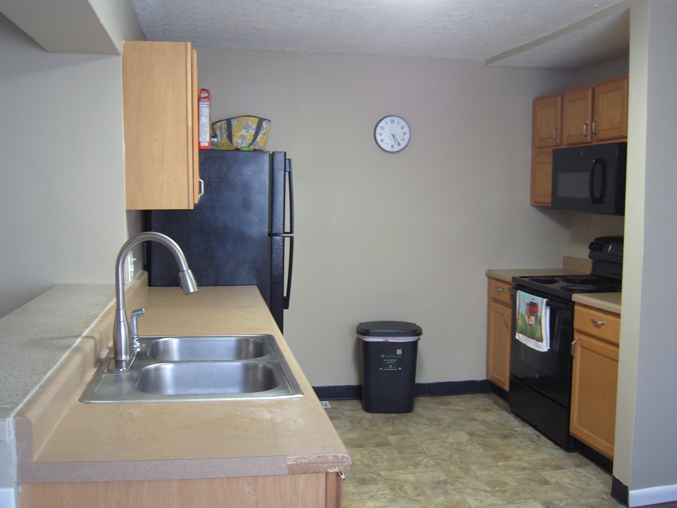 4010 N Bolton Avenue