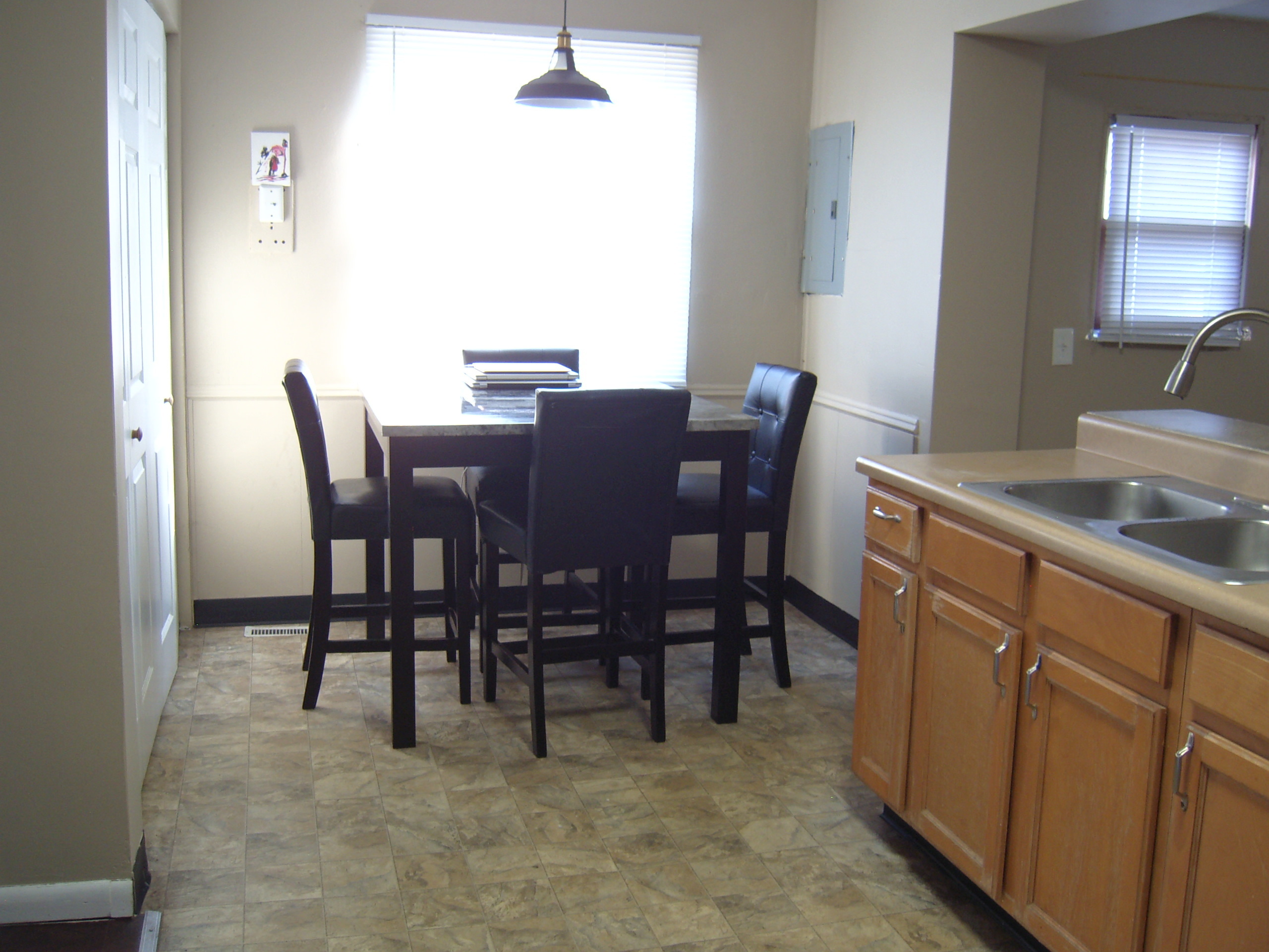 4010 N Bolton Avenue