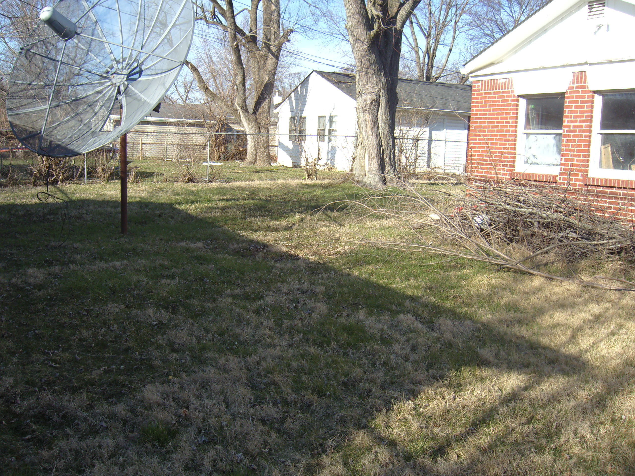 4010 N Bolton Avenue