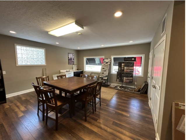 1548 W Smith Valley Road