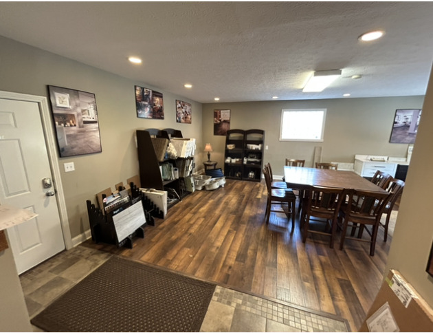 1548 W Smith Valley Road