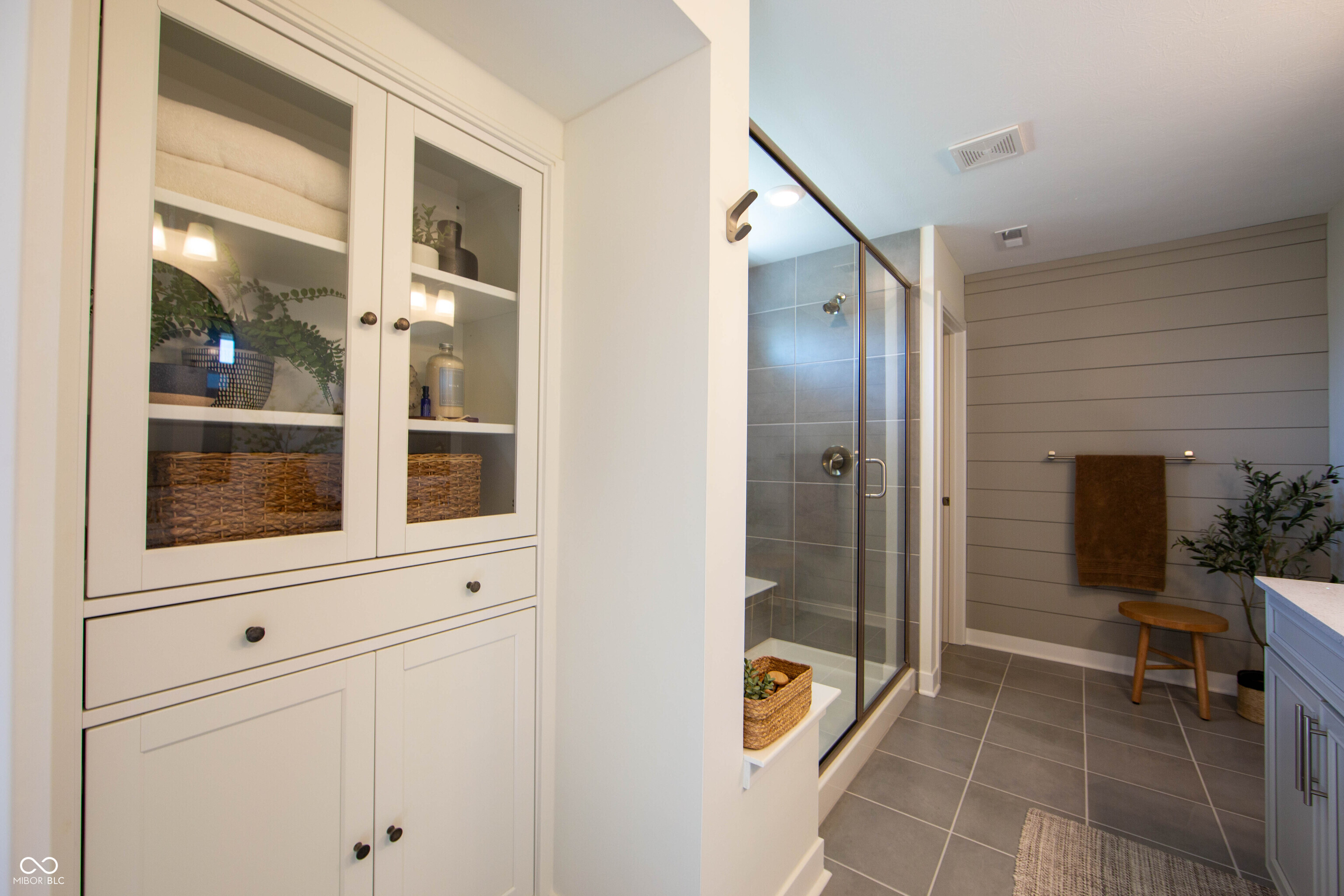 4137 Grange Drive