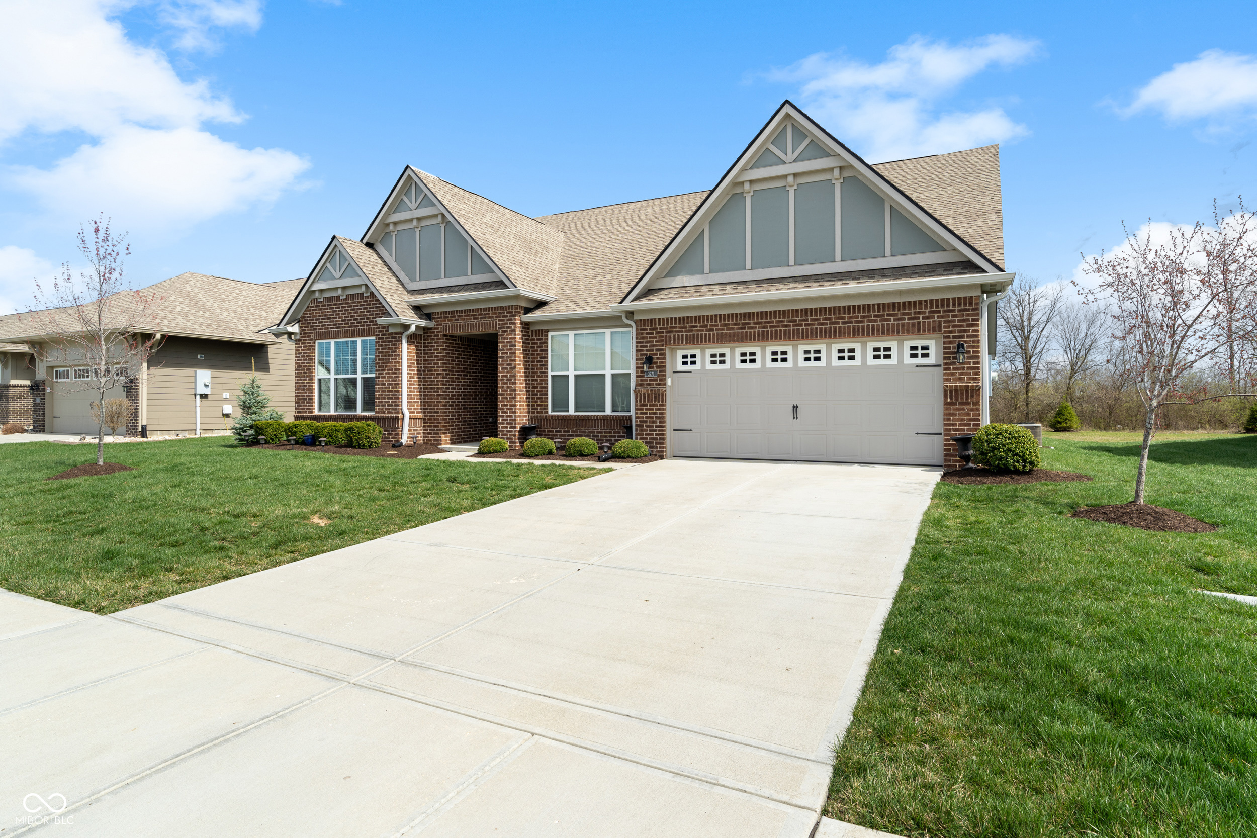 3971 Albert Lane