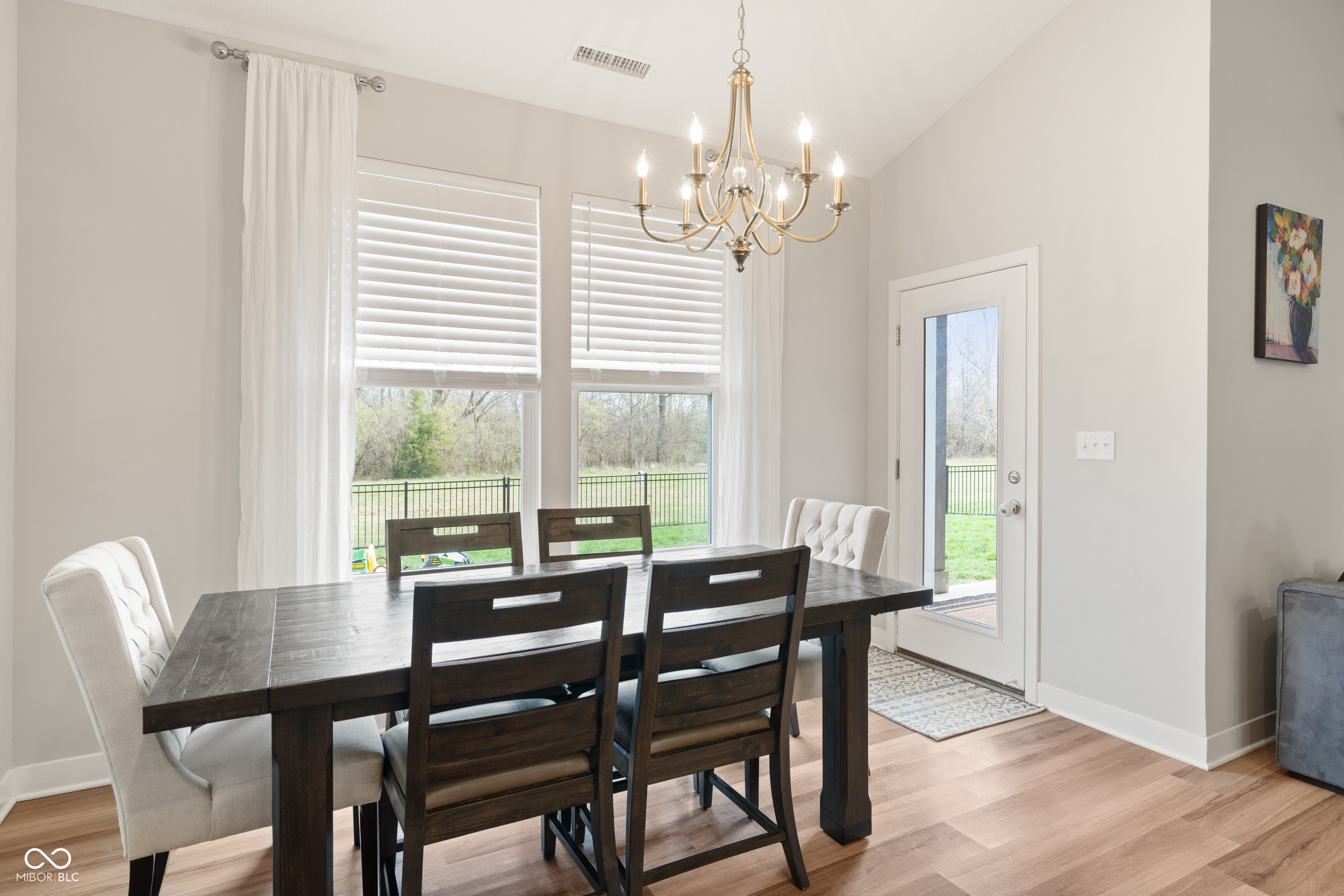 3971 Albert Lane