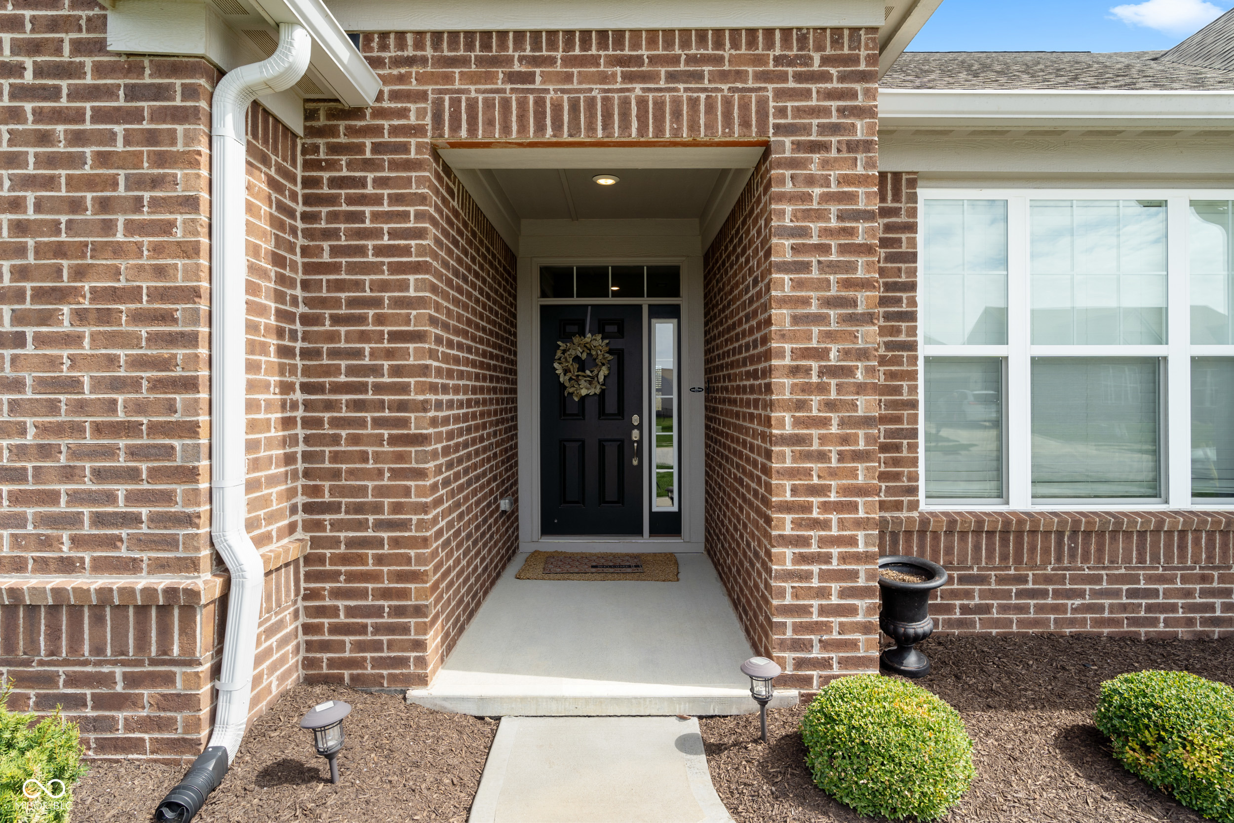 3971 Albert Lane