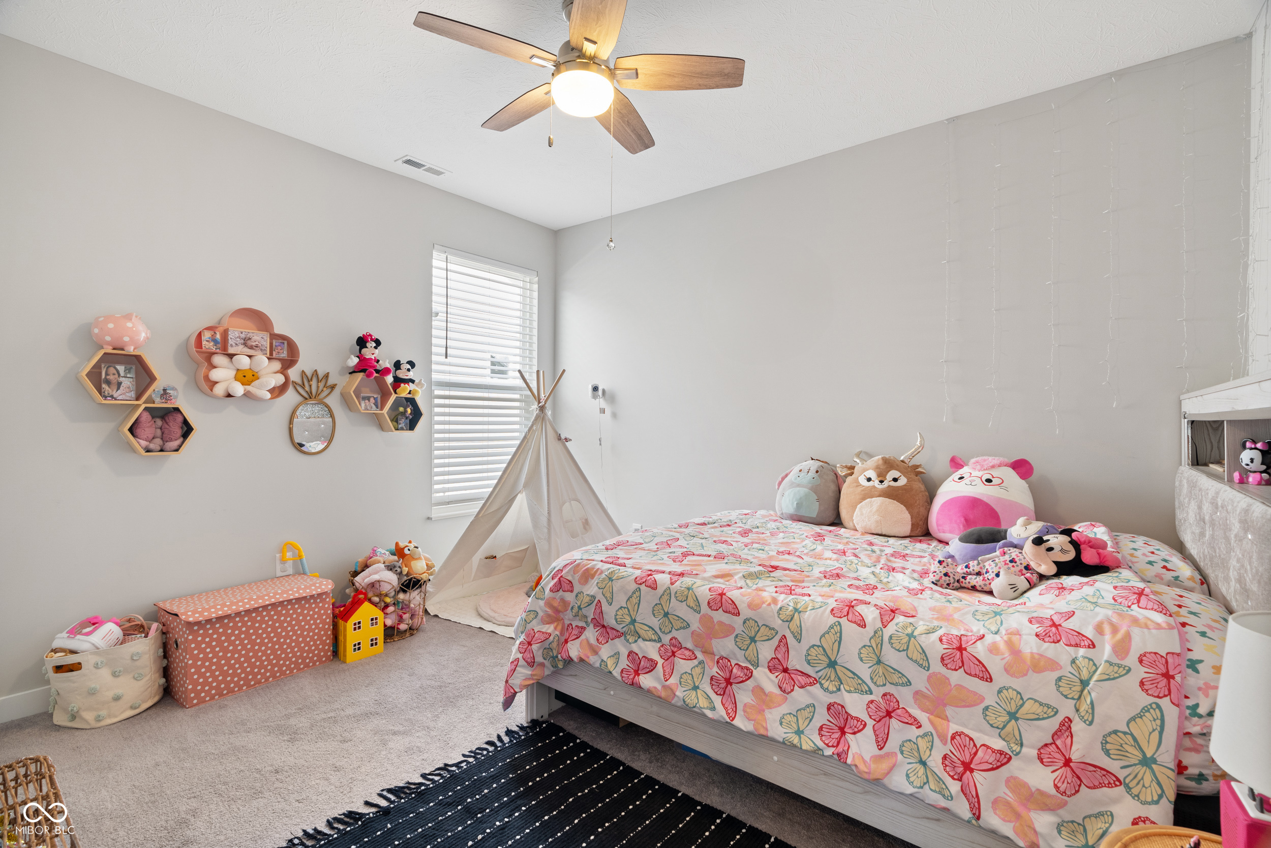 3971 Albert Lane