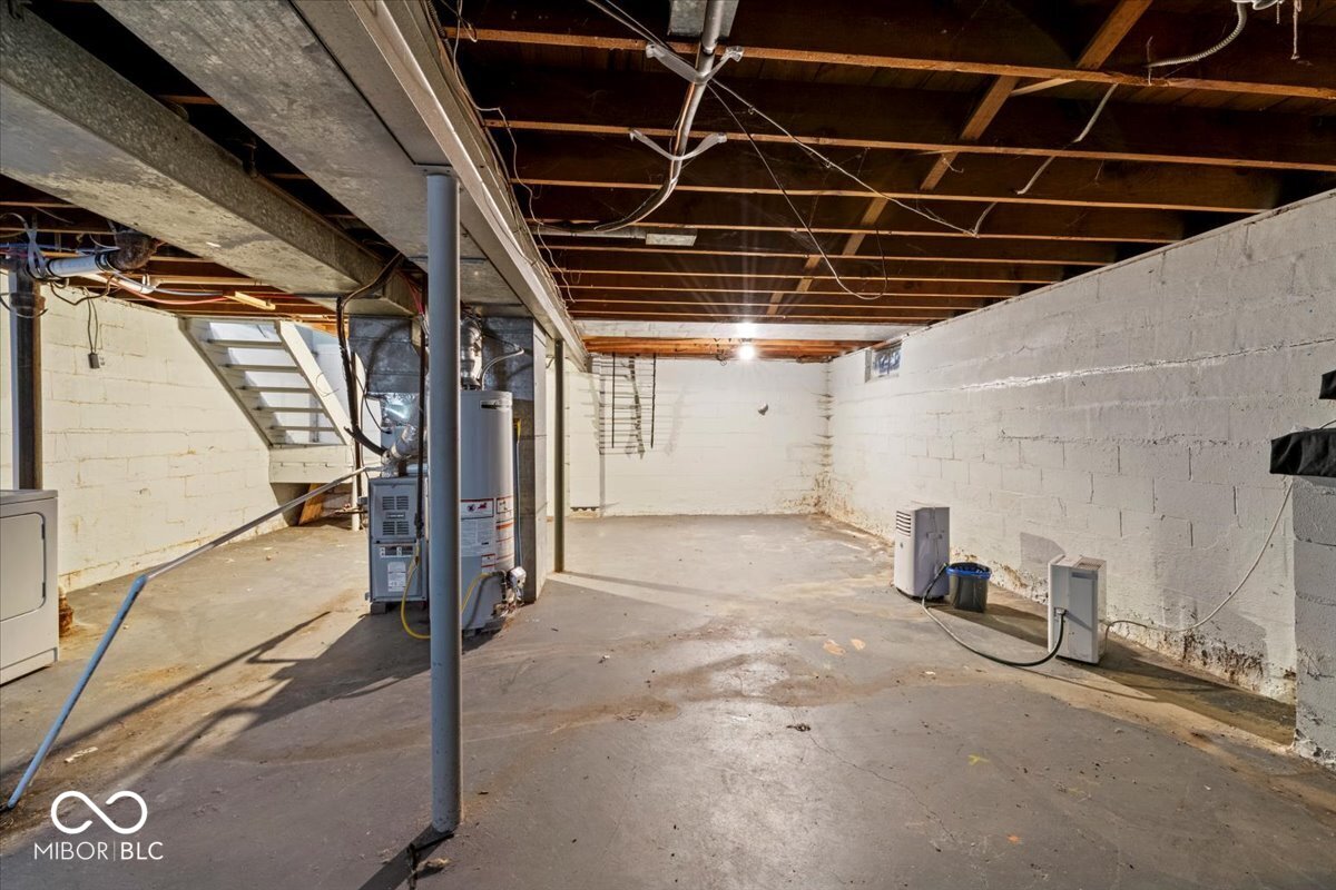 1205 N Chester Avenue